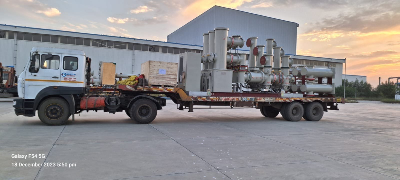Oversized project cargo movement